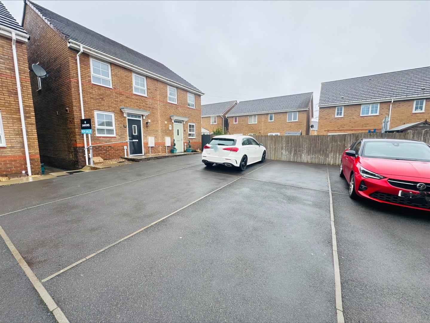 Bryn Uchaf, Bryn, Llanelli, SA14 9UJ